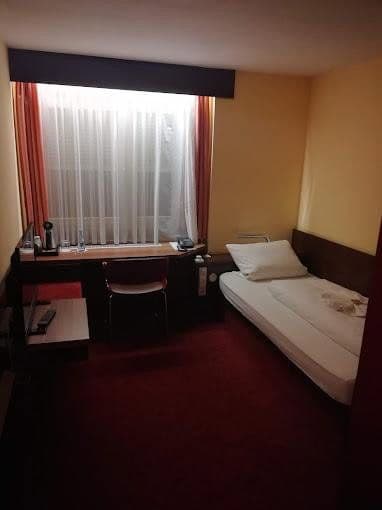 Pronájem bytu 40 m², Karlstraße 37, Fellbach, Bádensko-Württembersko Pronájem bytu 40 m², Karlstraße 37, Fellbach, Bádensko-Württembersko