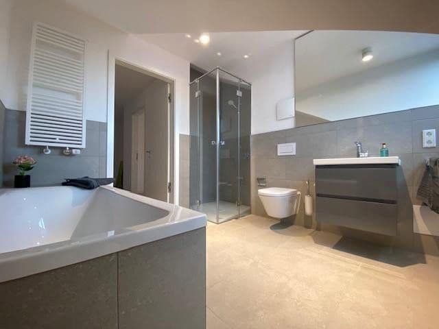Pronájem bytu 2+kk 114 m², München, Bavorsko Pronájem bytu 2+kk 114 m², München, Bavorsko