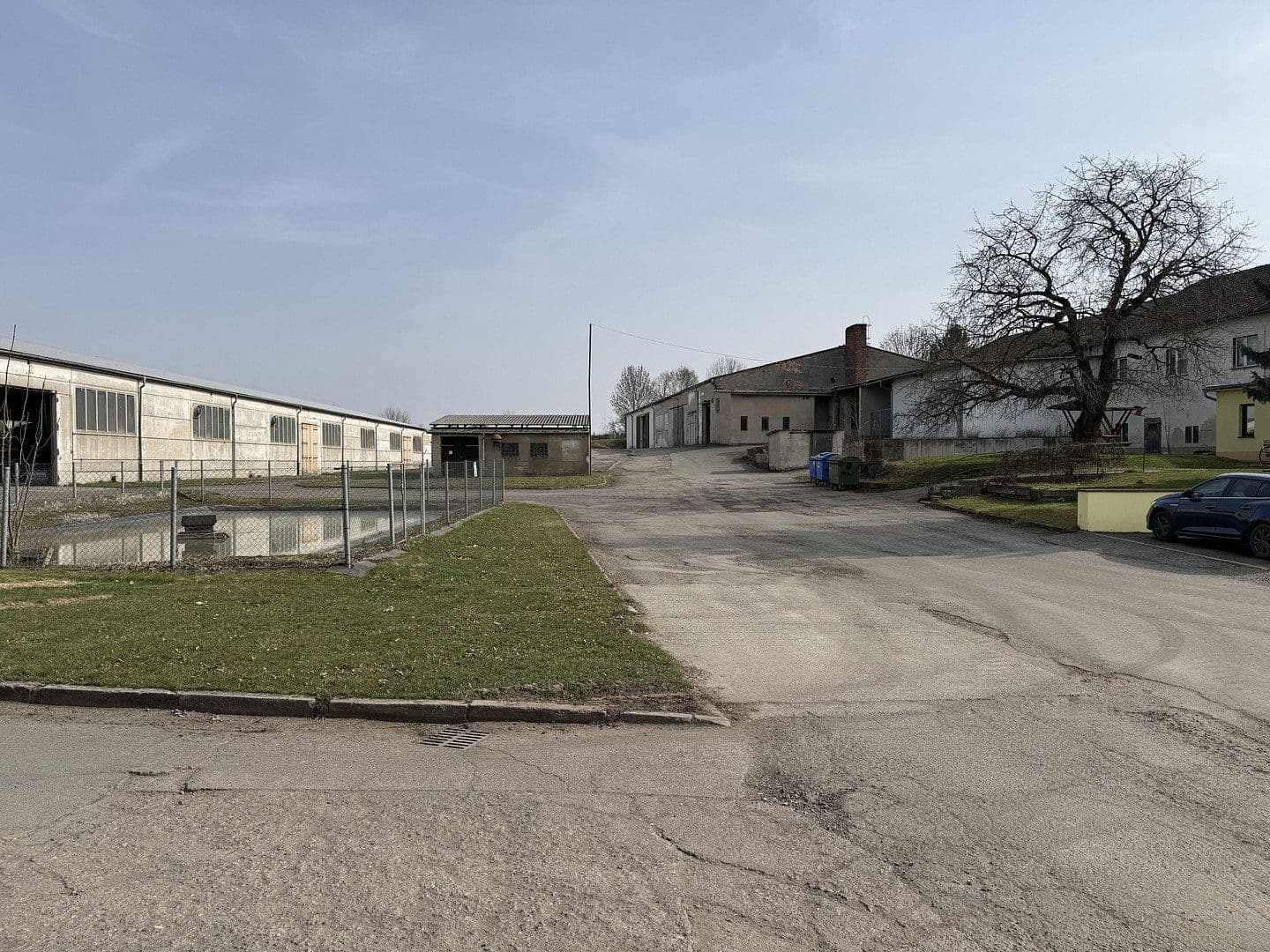 Prodej nebytového prostoru 28.000 m², Schleizer Straße 21 a, Neustadt an der Orla, Durynsko Prodej nebytového prostoru 28.000 m², Schleizer Straße 21 a, Neustadt an der Orla, Durynsko