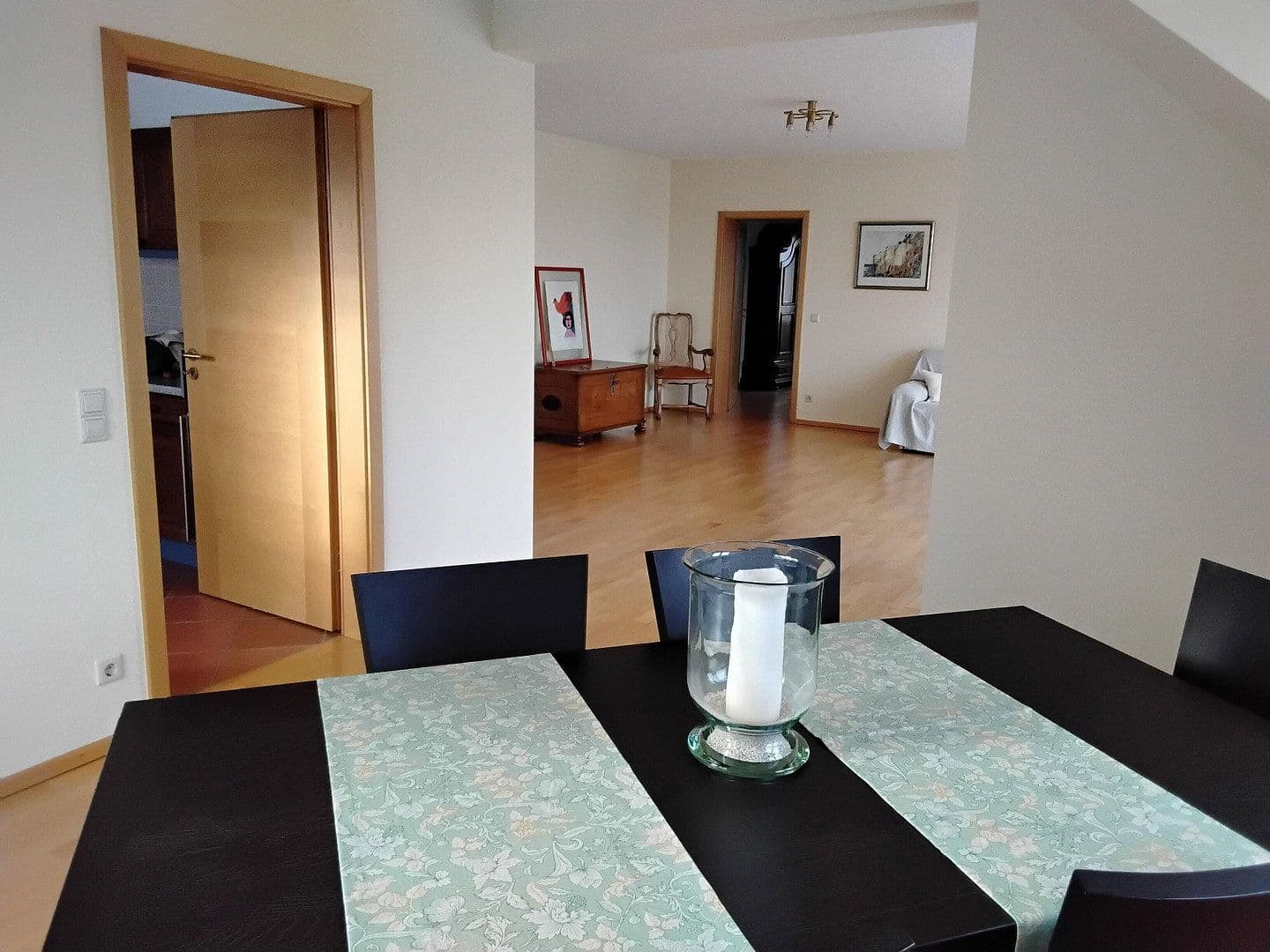 Prodej bytu 4+1 121 m², Neustadt, Porýní-Falc Prodej bytu 4+1 121 m², Neustadt, Porýní-Falc