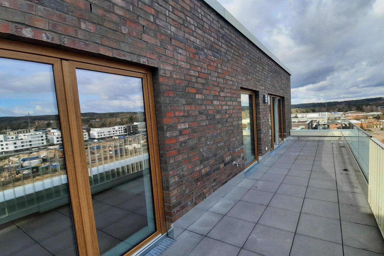 Pronájem bytu 3+1 88 m², Hafenterrassen 10, Geesthacht, Šlesvicko-Holštýnsko Pronájem bytu 3+1 88 m², Hafenterrassen 10, Geesthacht, Šlesvicko-Holštýnsko