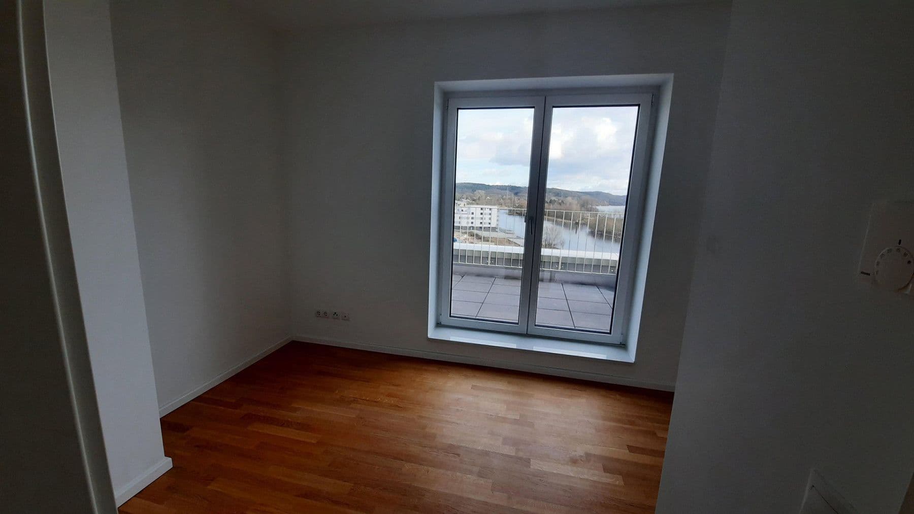 Pronájem bytu 3+1 88 m², Hafenterrassen 10, Geesthacht, Šlesvicko-Holštýnsko Pronájem bytu 3+1 88 m², Hafenterrassen 10, Geesthacht, Šlesvicko-Holštýnsko