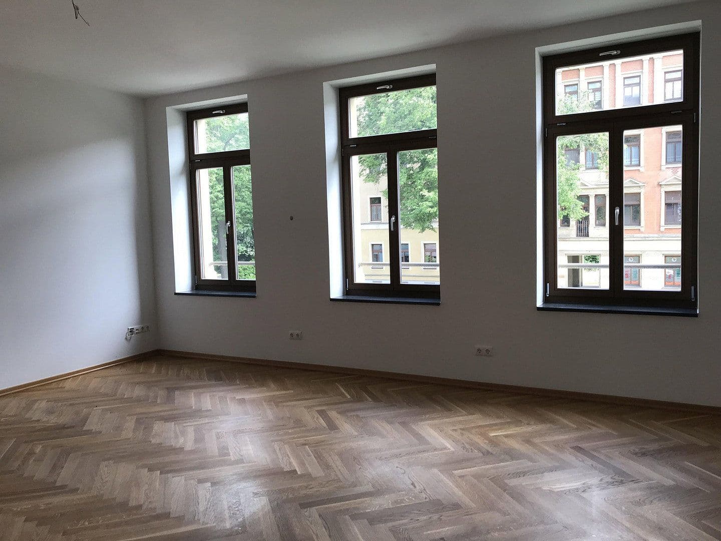 Pronájem bytu 4+1 141 m², Chemnitz, Sasko Pronájem bytu 4+1 141 m², Chemnitz, Sasko