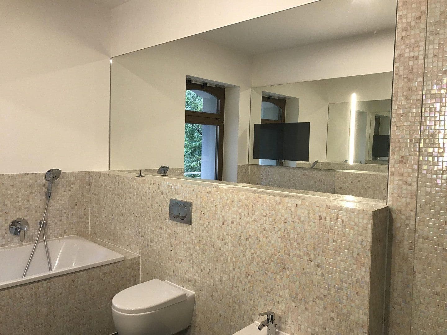 Pronájem bytu 4+1 141 m², Chemnitz, Sasko Pronájem bytu 4+1 141 m², Chemnitz, Sasko