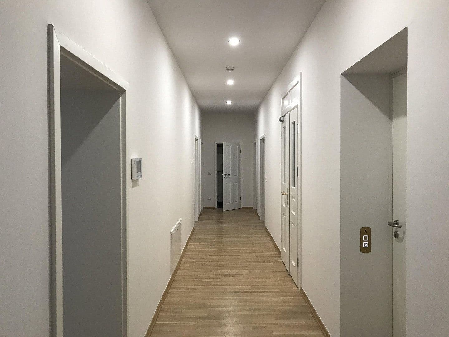 Pronájem bytu 4+1 141 m², Chemnitz, Sasko Pronájem bytu 4+1 141 m², Chemnitz, Sasko