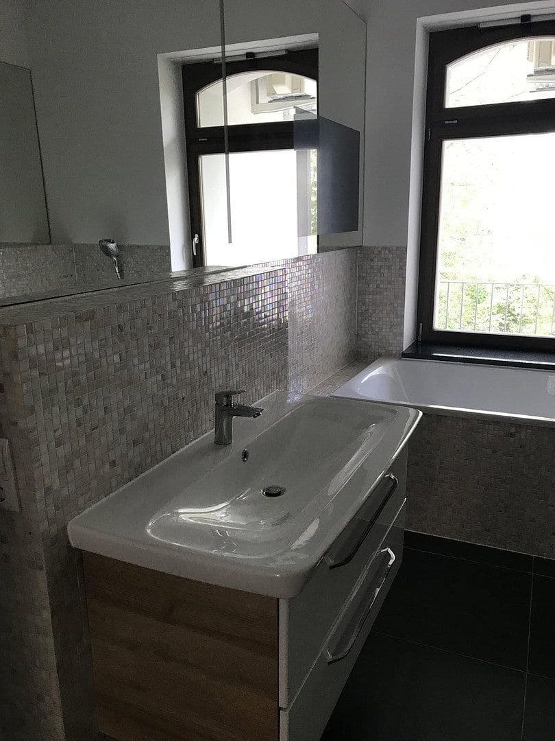 Pronájem bytu 4+1 141 m², Chemnitz, Sasko Pronájem bytu 4+1 141 m², Chemnitz, Sasko