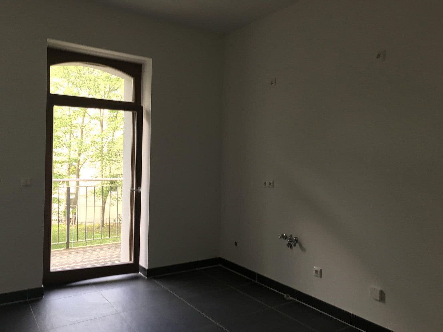 Pronájem bytu 4+1 141 m², Chemnitz, Sasko Pronájem bytu 4+1 141 m², Chemnitz, Sasko
