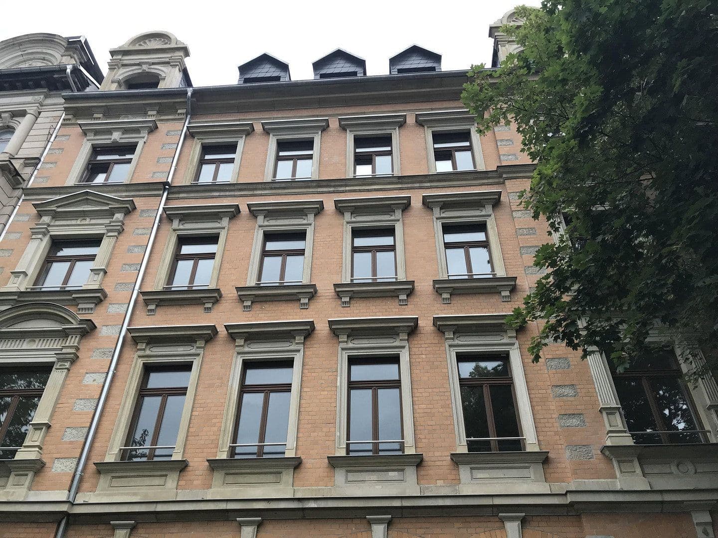 Pronájem bytu 4+1 141 m², Chemnitz, Sasko Pronájem bytu 4+1 141 m², Chemnitz, Sasko