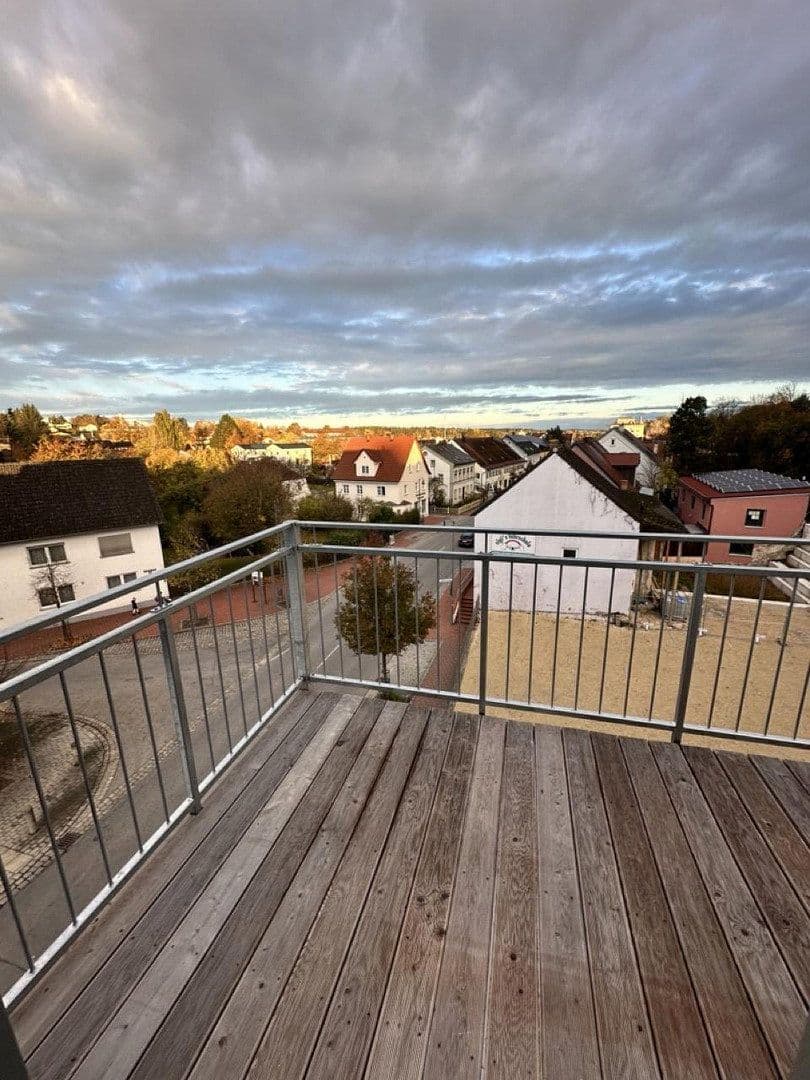 Pronájem bytu 2+1 60 m², Max-von-Müller-Str. 8, Rottenburg a. d. Laaber, Bavorsko Pronájem bytu 2+1 60 m², Max-von-Müller-Str. 8, Rottenburg a. d. Laaber, Bavorsko
