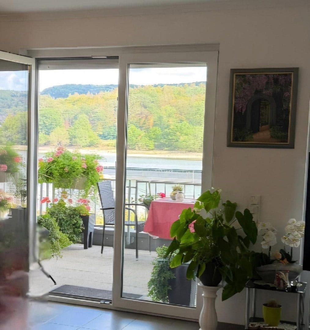 Prodej bytu 2+1 90 m², Bad Breisig, Porýní-Falc Prodej bytu 2+1 90 m², Bad Breisig, Porýní-Falc
