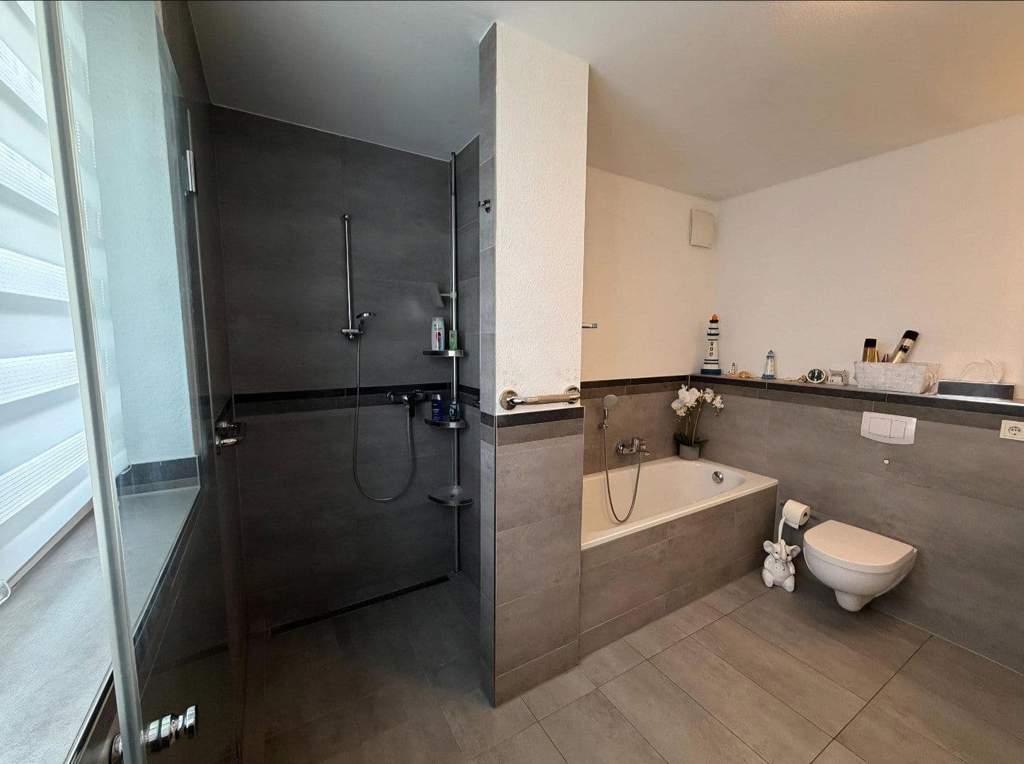 Prodej bytu 2+1 90 m², Bad Breisig, Porýní-Falc Prodej bytu 2+1 90 m², Bad Breisig, Porýní-Falc