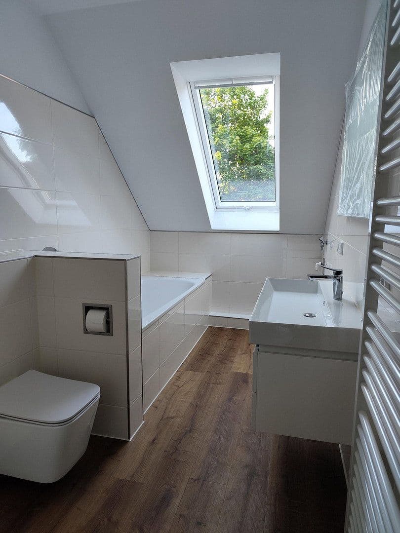 Prodej domu 124 m², pozemek 200 m², Fredersdorf-Vogelsdorf, Braniborsko Prodej domu 124 m², pozemek 200 m², Fredersdorf-Vogelsdorf, Braniborsko