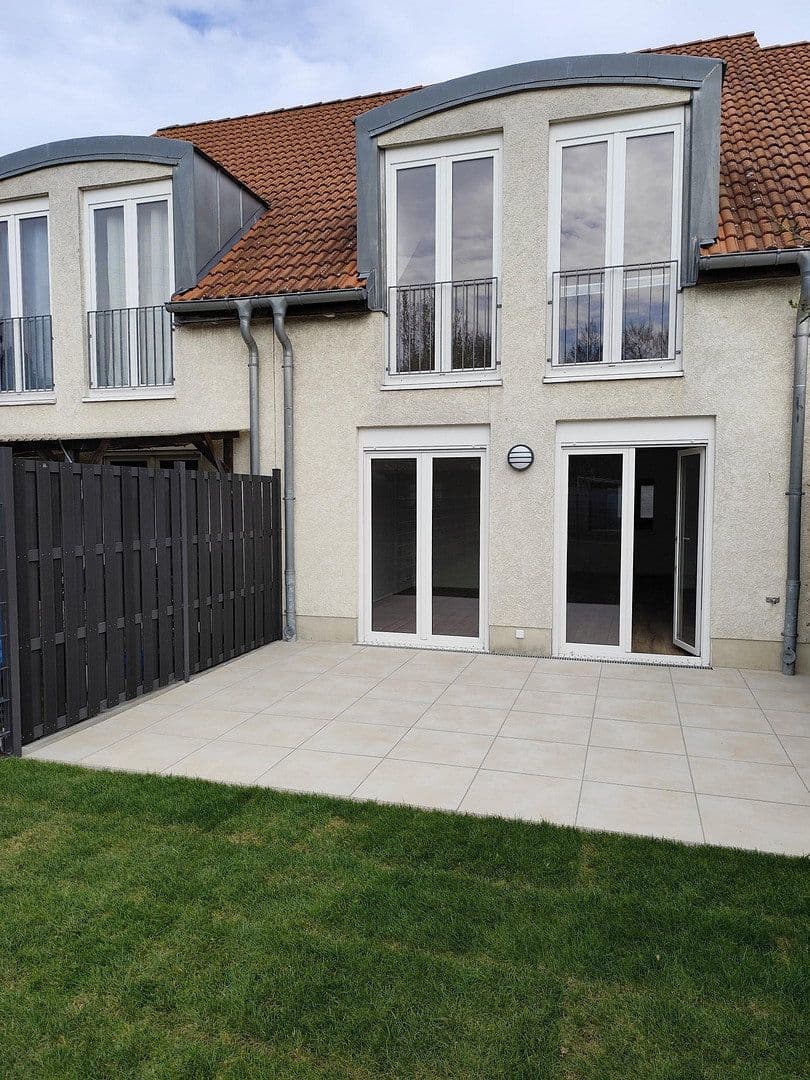 Prodej domu 124 m², pozemek 200 m², Fredersdorf-Vogelsdorf, Braniborsko Prodej domu 124 m², pozemek 200 m², Fredersdorf-Vogelsdorf, Braniborsko