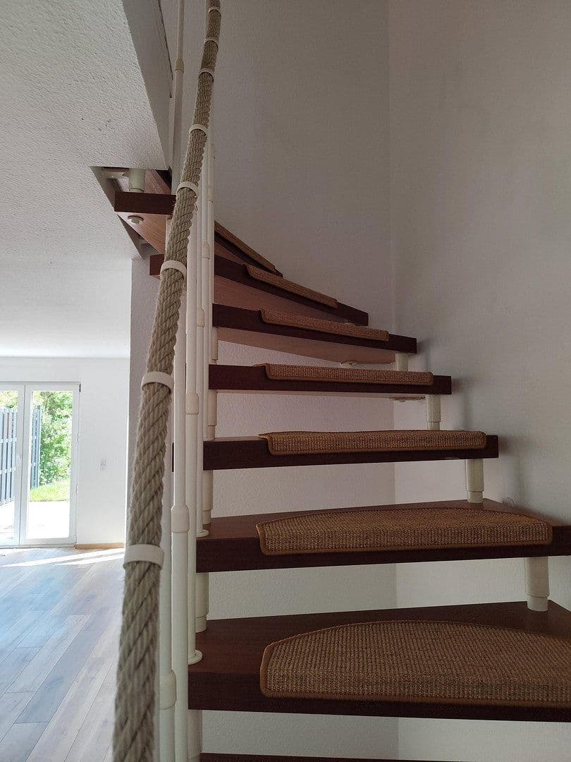Prodej domu 124 m², pozemek 200 m², Fredersdorf-Vogelsdorf, Braniborsko Prodej domu 124 m², pozemek 200 m², Fredersdorf-Vogelsdorf, Braniborsko