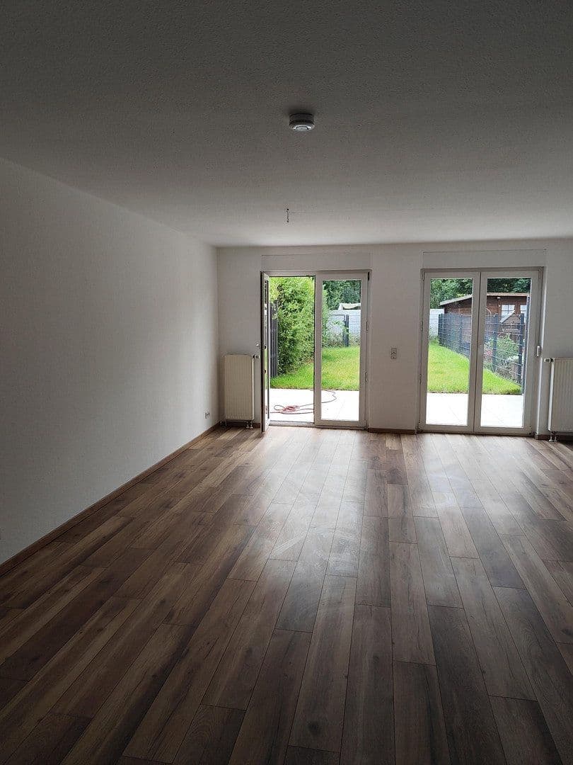 Prodej domu 124 m², pozemek 200 m², Fredersdorf-Vogelsdorf, Braniborsko Prodej domu 124 m², pozemek 200 m², Fredersdorf-Vogelsdorf, Braniborsko