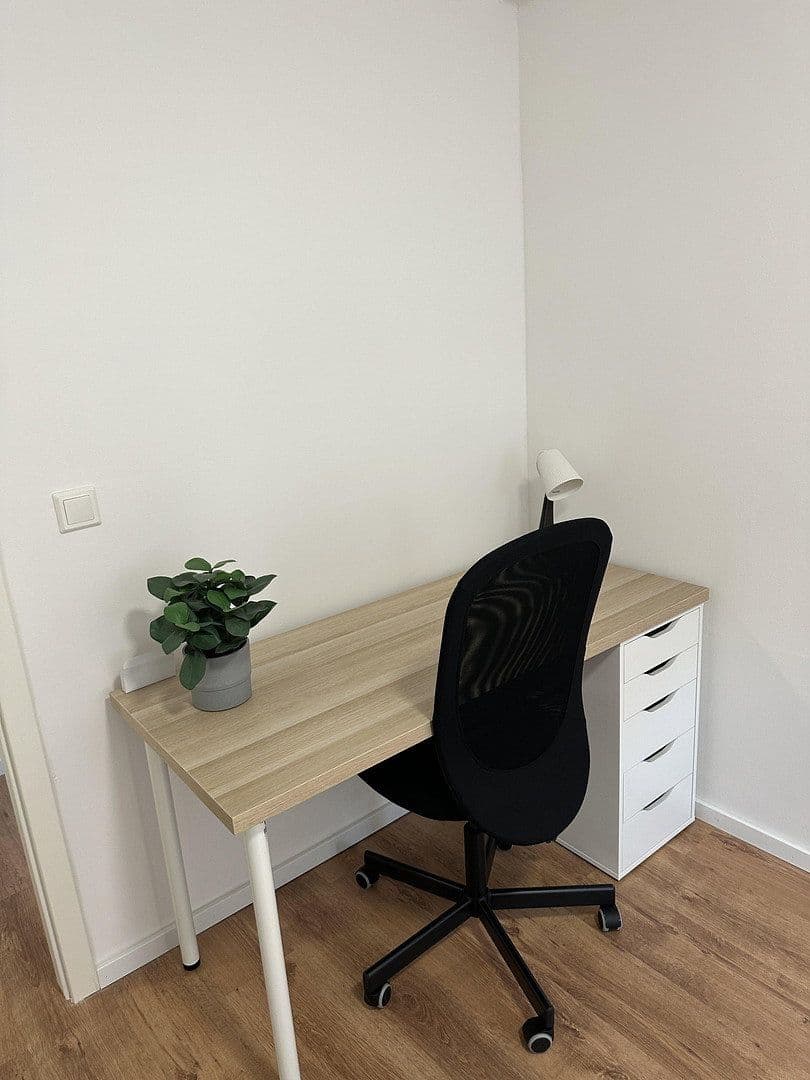 Pronájem bytu 13 m², Westliche Stadtmauerstraße 64, Erlangen, Bavorsko Pronájem bytu 13 m², Westliche Stadtmauerstraße 64, Erlangen, Bavorsko