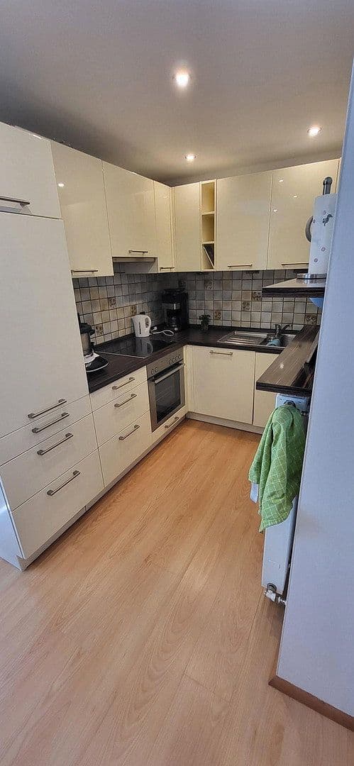 Pronájem bytu 3+1 100 m², Oberer Wingertweg 8, Baden-Württemberg - Pforzheim, Bádensko-Württembersko Pronájem bytu 3+1 100 m², Oberer Wingertweg 8, Baden-Württemberg - Pforzheim, Bádensko-Württembersko