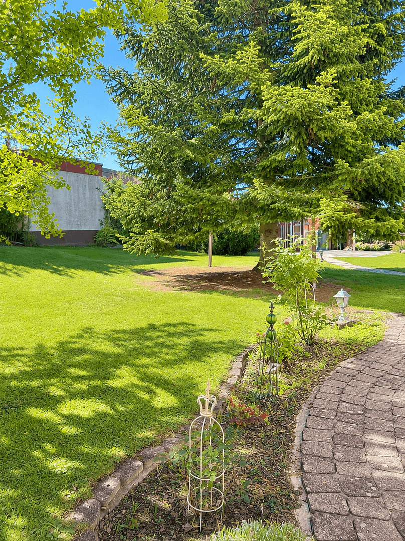 Prodej domu 241 m², pozemek 1.071 m², Herdwangen-Schönach, Bádensko-Württembersko Prodej domu 241 m², pozemek 1.071 m², Herdwangen-Schönach, Bádensko-Württembersko