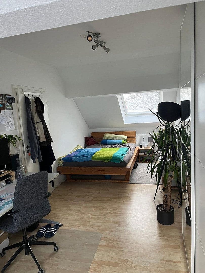 Pronájem bytu 4+1 100 m², Karlsruhe, Bádensko-Württembersko Pronájem bytu 4+1 100 m², Karlsruhe, Bádensko-Württembersko