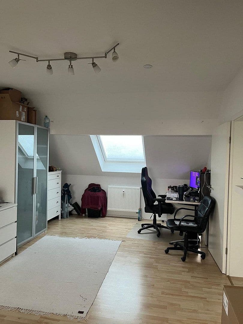 Pronájem bytu 4+1 100 m², Karlsruhe, Bádensko-Württembersko Pronájem bytu 4+1 100 m², Karlsruhe, Bádensko-Württembersko