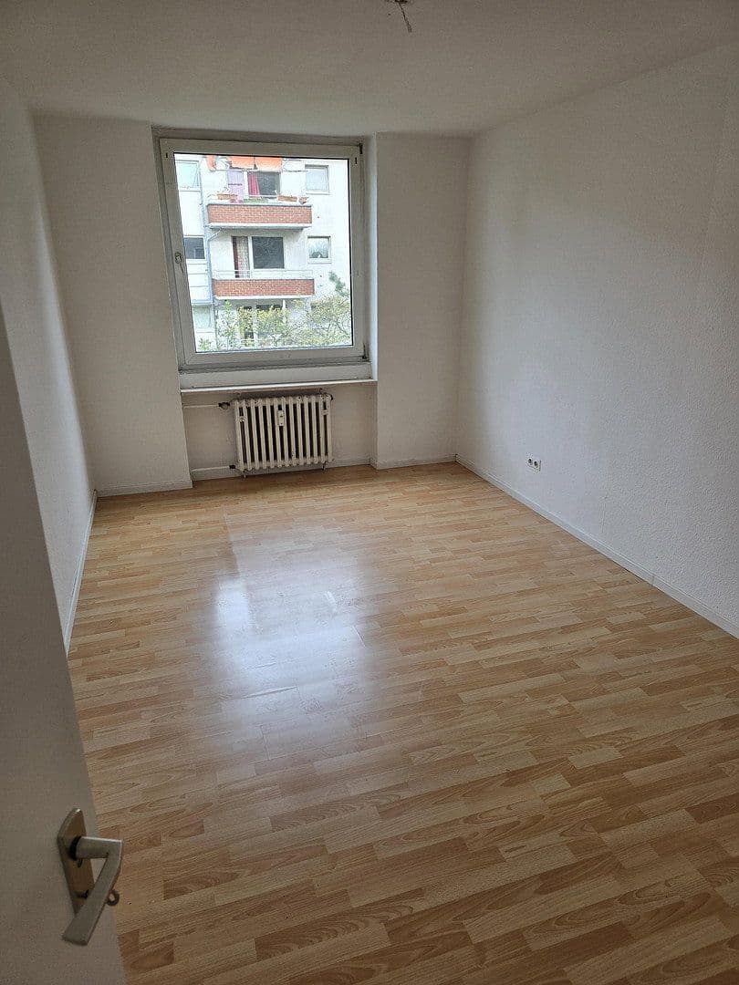 Pronájem bytu 74 m², Gatherweg 131, Düsseldorf, Severní Porýní-Vestfálsko Pronájem bytu 74 m², Gatherweg 131, Düsseldorf, Severní Porýní-Vestfálsko