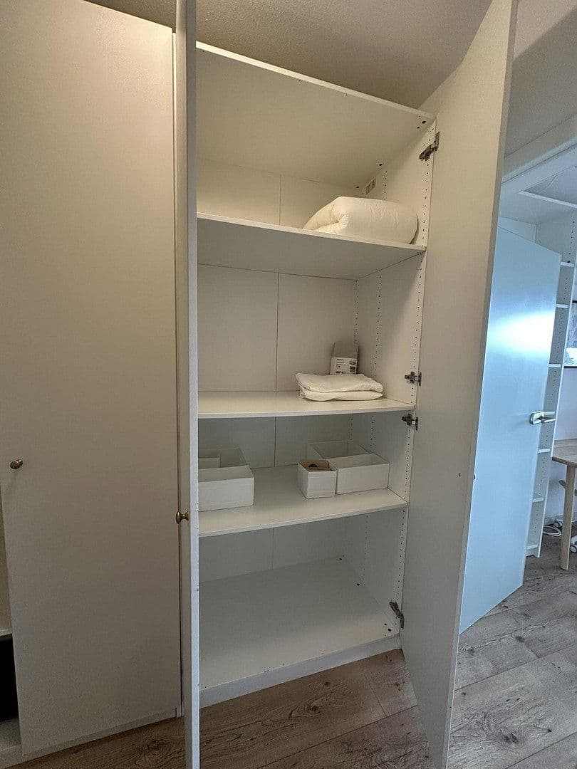 Pronájem bytu 1+1 28 m², Mailänderstraße 0000, Frankfurt am Main, Hessen Pronájem bytu 1+1 28 m², Mailänderstraße 0000, Frankfurt am Main, Hessen