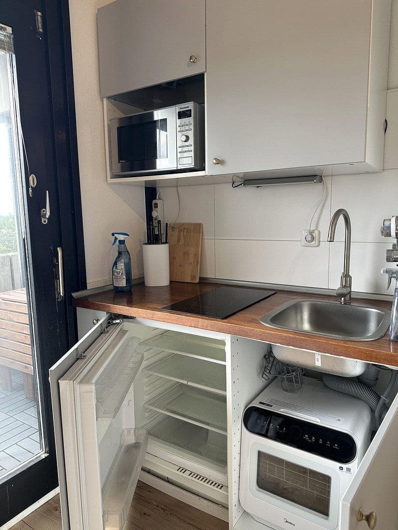 Pronájem bytu 1+1 28 m², Mailänderstraße 0000, Frankfurt am Main, Hessen Pronájem bytu 1+1 28 m², Mailänderstraße 0000, Frankfurt am Main, Hessen