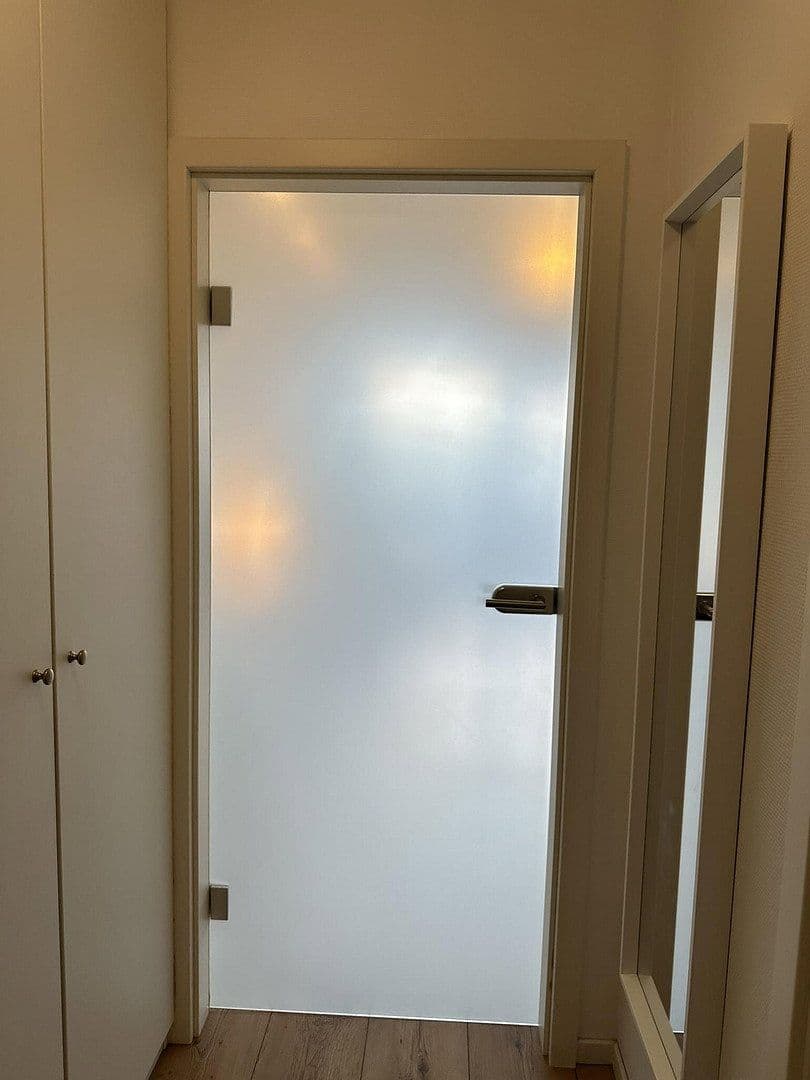 Pronájem bytu 1+1 28 m², Mailänderstraße 0000, Frankfurt am Main, Hessen Pronájem bytu 1+1 28 m², Mailänderstraße 0000, Frankfurt am Main, Hessen