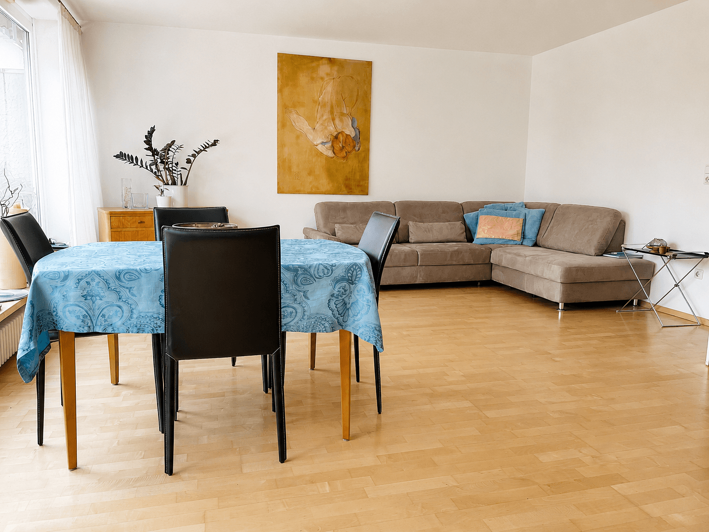 Prodej bytu 4+1 101 m², Haar, Bavorsko Prodej bytu 4+1 101 m², Haar, Bavorsko