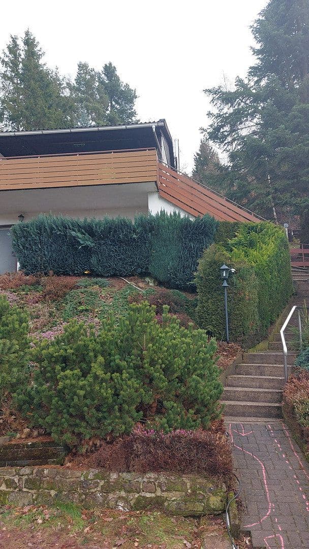 Prodej domu 86 m², pozemek 547 m², Kirchheim, Hessen Prodej domu 86 m², pozemek 547 m², Kirchheim, Hessen
