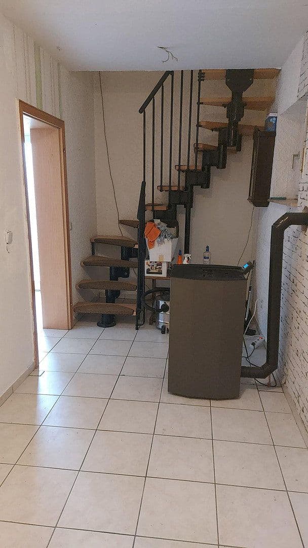 Prodej domu 86 m², pozemek 547 m², Kirchheim, Hessen Prodej domu 86 m², pozemek 547 m², Kirchheim, Hessen