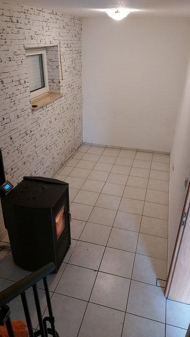 Prodej domu 86 m², pozemek 547 m², Kirchheim, Hessen Prodej domu 86 m², pozemek 547 m², Kirchheim, Hessen
