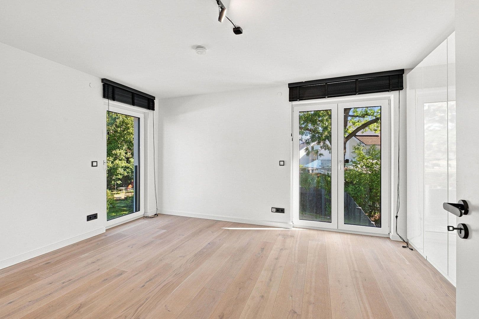 Prodej domu 140 m², pozemek 241 m², Goteboldstr. 48c, München, Bavorsko Prodej domu 140 m², pozemek 241 m², Goteboldstr. 48c, München, Bavorsko