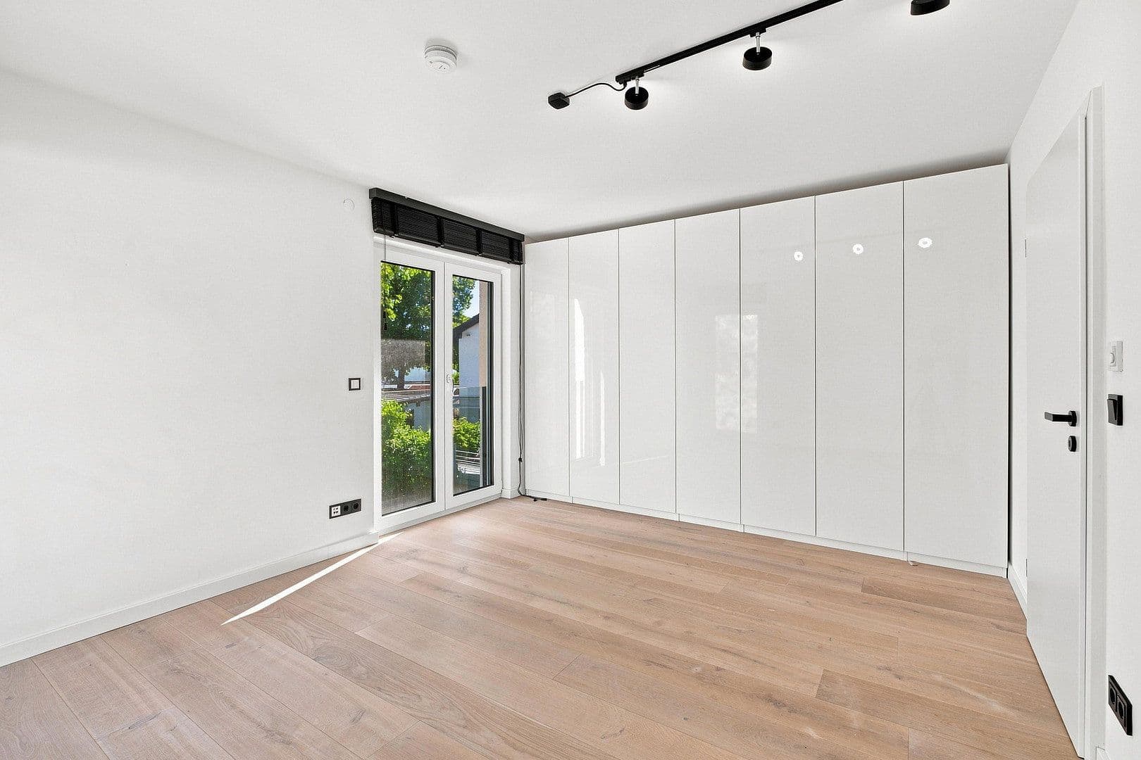 Prodej domu 140 m², pozemek 241 m², Goteboldstr. 48c, München, Bavorsko Prodej domu 140 m², pozemek 241 m², Goteboldstr. 48c, München, Bavorsko