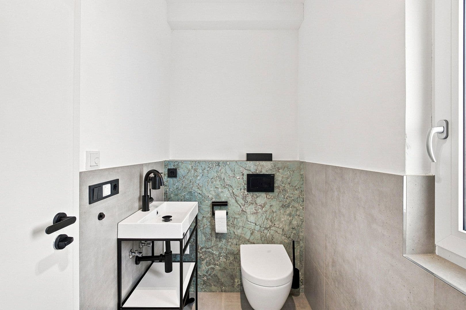 Prodej domu 140 m², pozemek 241 m², Goteboldstr. 48c, München, Bavorsko Prodej domu 140 m², pozemek 241 m², Goteboldstr. 48c, München, Bavorsko