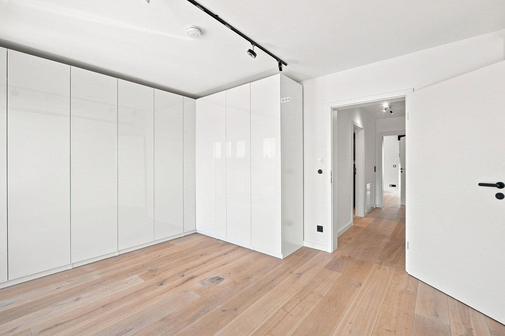 Prodej domu 140 m², pozemek 241 m², Goteboldstr. 48c, München, Bavorsko Prodej domu 140 m², pozemek 241 m², Goteboldstr. 48c, München, Bavorsko