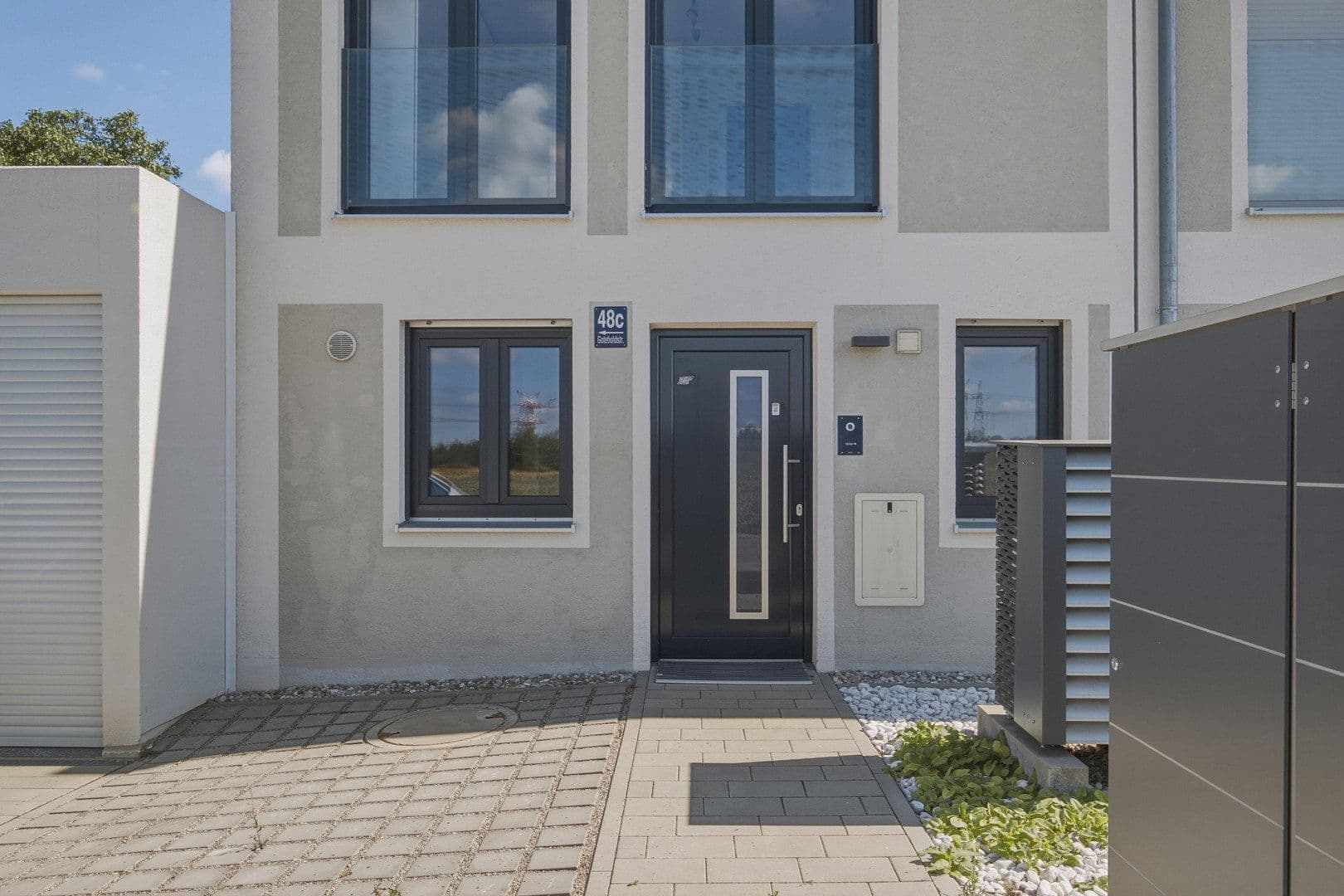 Prodej domu 140 m², pozemek 241 m², Goteboldstr. 48c, München, Bavorsko Prodej domu 140 m², pozemek 241 m², Goteboldstr. 48c, München, Bavorsko