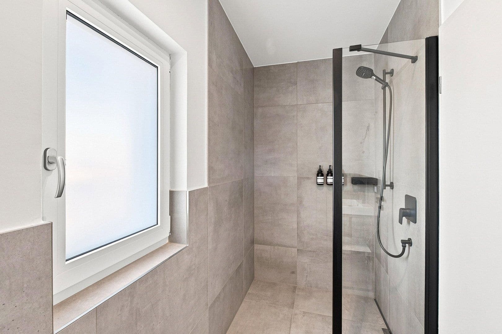Prodej domu 140 m², pozemek 241 m², Goteboldstr. 48c, München, Bavorsko Prodej domu 140 m², pozemek 241 m², Goteboldstr. 48c, München, Bavorsko