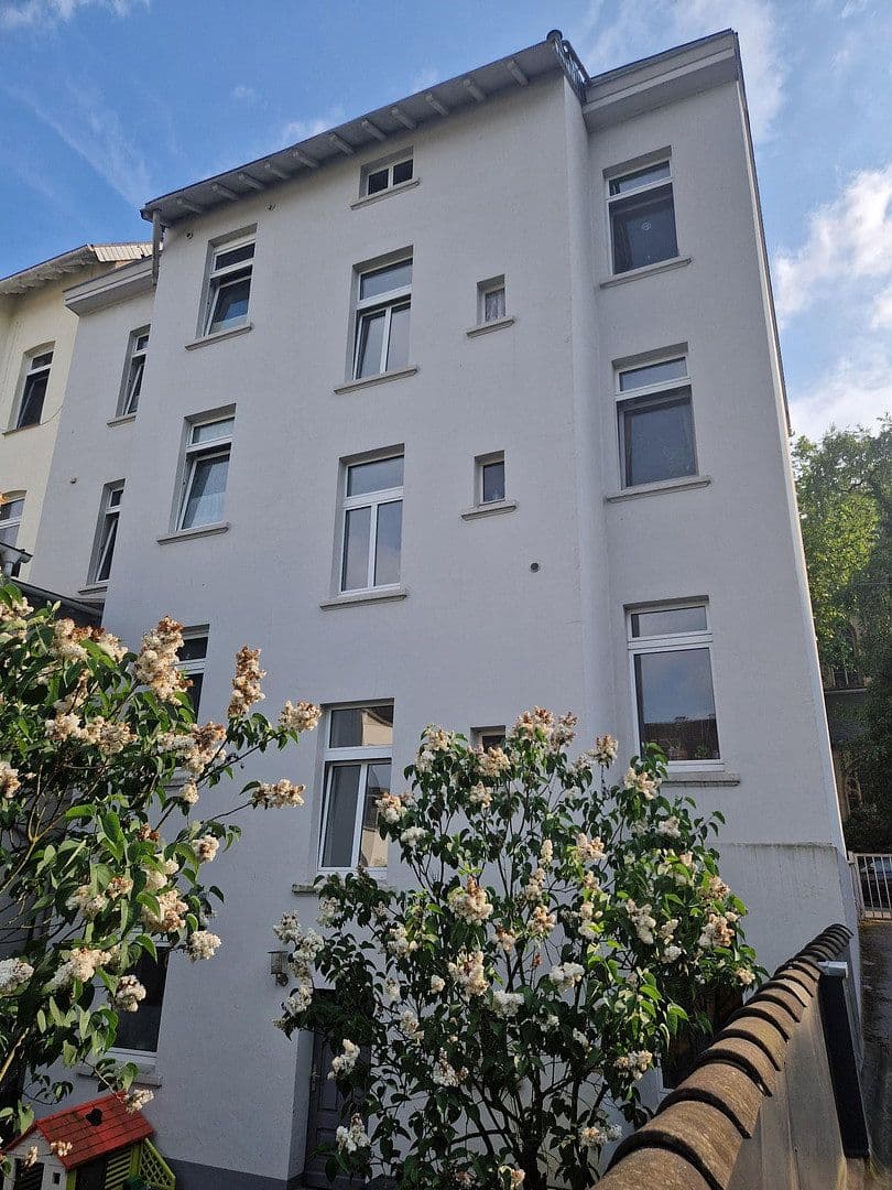 Prodej bytu 2+1 64 m², Gustavstraße 19, Wuppertal, Severní Porýní-Vestfálsko Prodej bytu 2+1 64 m², Gustavstraße 19, Wuppertal, Severní Porýní-Vestfálsko