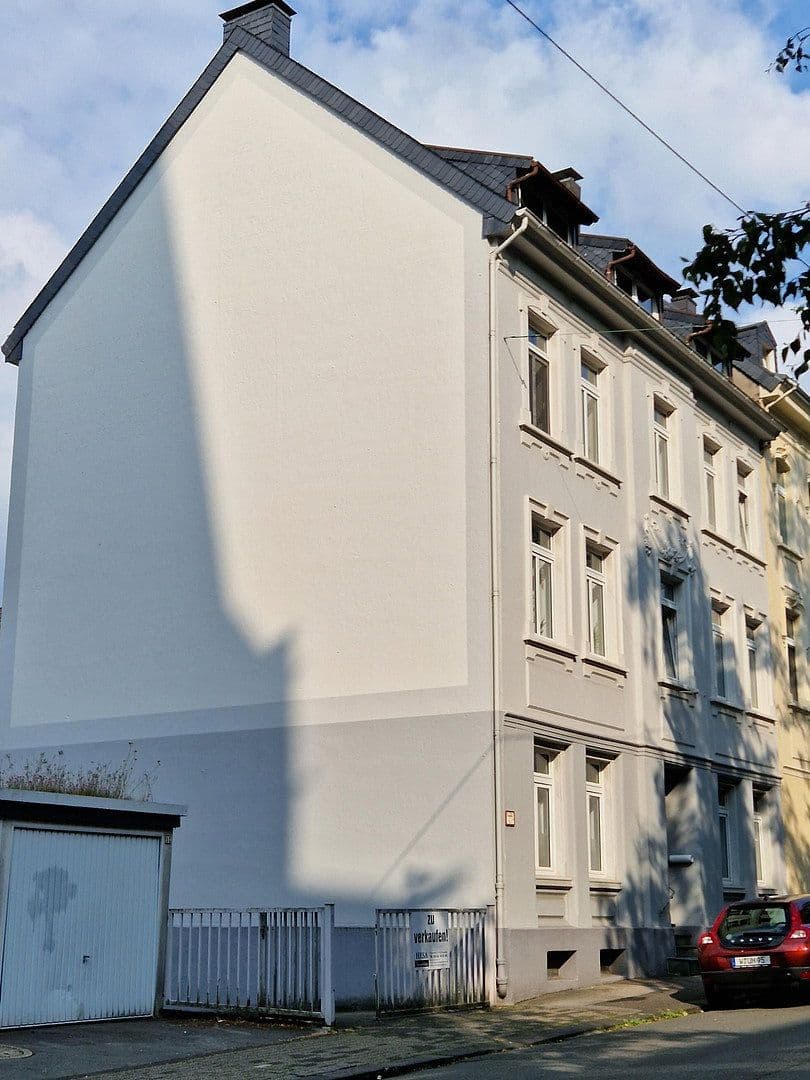 Prodej bytu 2+1 64 m², Gustavstraße 19, Wuppertal, Severní Porýní-Vestfálsko Prodej bytu 2+1 64 m², Gustavstraße 19, Wuppertal, Severní Porýní-Vestfálsko