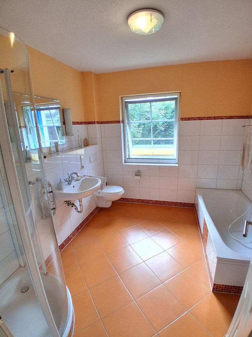 Prodej domu 138 m², pozemek 1.900 m², Beverstedt, Dolní Sasko Prodej domu 138 m², pozemek 1.900 m², Beverstedt, Dolní Sasko