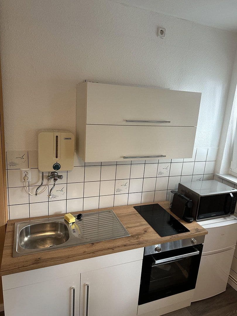 Pronájem bytu 2+1 42 m², Ulmenstraße 7, Wilhelmshaven, Dolní Sasko Pronájem bytu 2+1 42 m², Ulmenstraße 7, Wilhelmshaven, Dolní Sasko