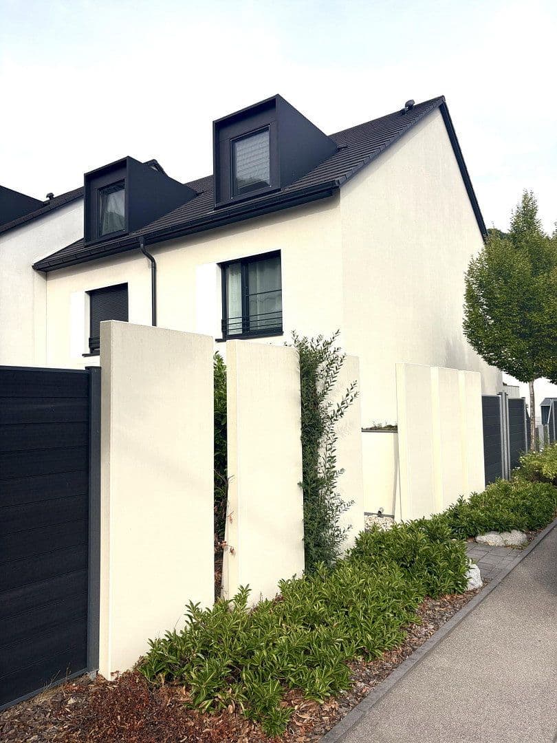 Prodej domu 145 m², pozemek 198 m², Rheinfelden (Baden), Bádensko-Württembersko Prodej domu 145 m², pozemek 198 m², Rheinfelden (Baden), Bádensko-Württembersko