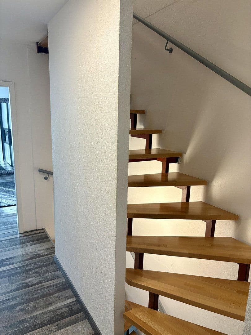 Prodej domu 145 m², pozemek 198 m², Rheinfelden (Baden), Bádensko-Württembersko Prodej domu 145 m², pozemek 198 m², Rheinfelden (Baden), Bádensko-Württembersko