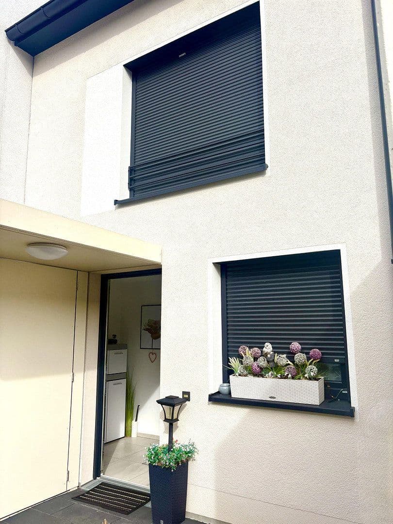 Prodej domu 145 m², pozemek 198 m², Rheinfelden (Baden), Bádensko-Württembersko Prodej domu 145 m², pozemek 198 m², Rheinfelden (Baden), Bádensko-Württembersko