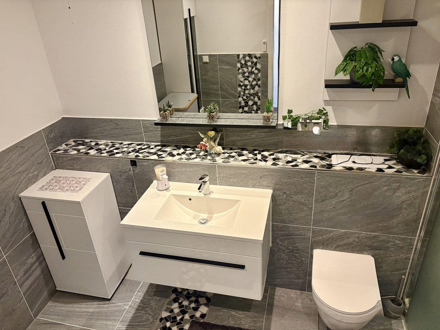 Prodej domu 145 m², pozemek 198 m², Rheinfelden (Baden), Bádensko-Württembersko Prodej domu 145 m², pozemek 198 m², Rheinfelden (Baden), Bádensko-Württembersko