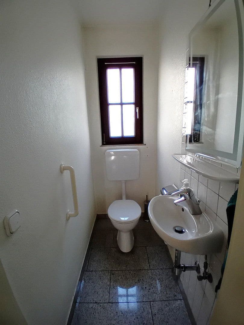 Prodej domu 135 m², pozemek 286 m², Weinheim, Bádensko-Württembersko Prodej domu 135 m², pozemek 286 m², Weinheim, Bádensko-Württembersko