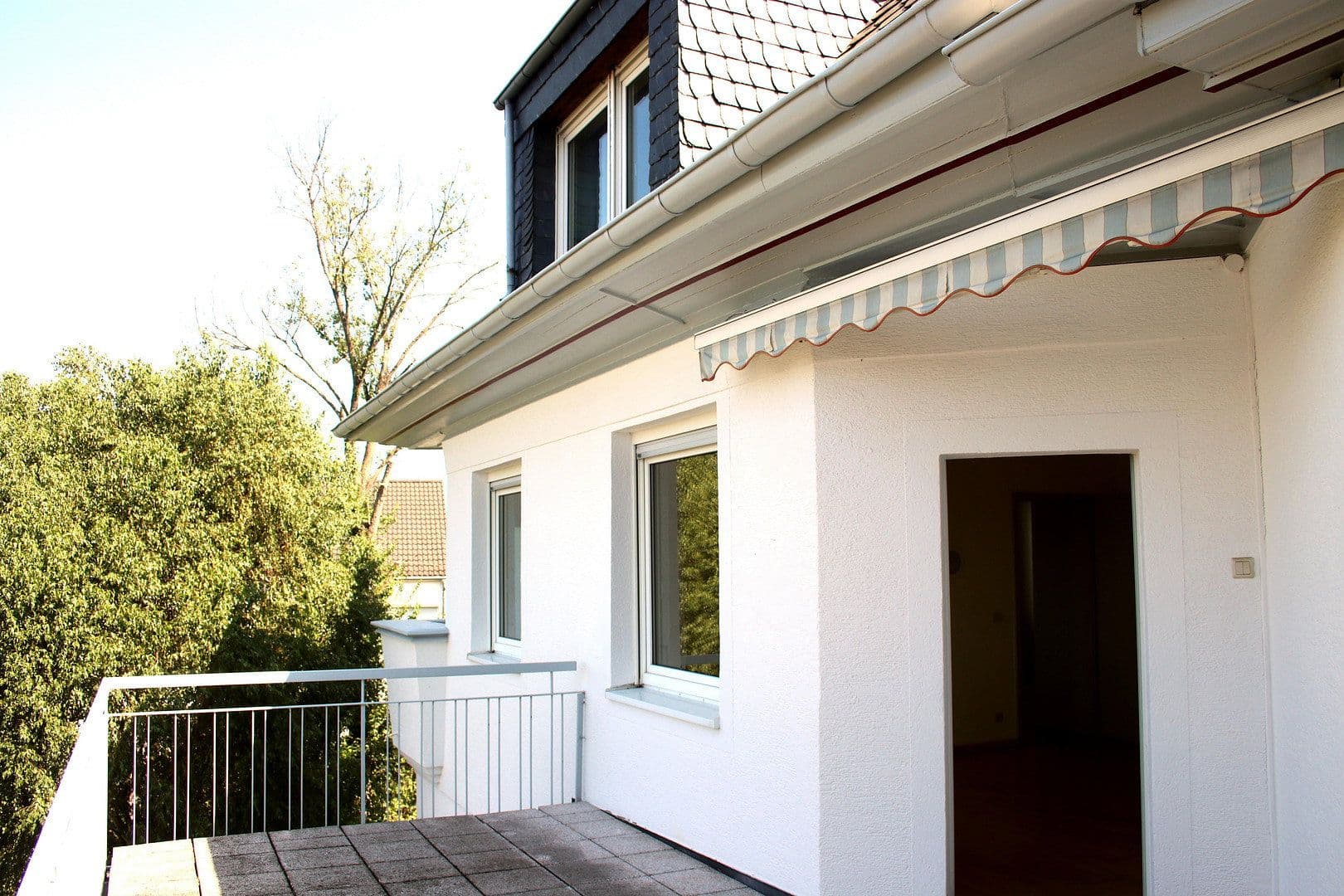 Prodej domu 315 m², pozemek 1.700 m², Koblenz, Porýní-Falc Prodej domu 315 m², pozemek 1.700 m², Koblenz, Porýní-Falc