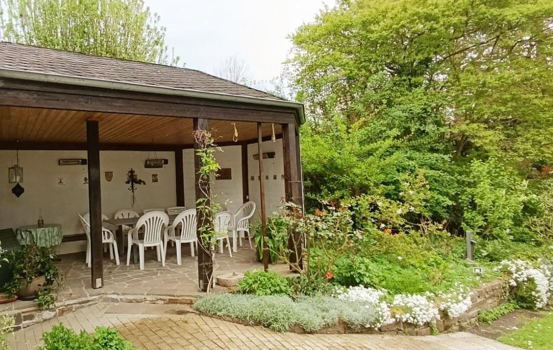 Prodej domu 315 m², pozemek 1.700 m², Koblenz, Porýní-Falc Prodej domu 315 m², pozemek 1.700 m², Koblenz, Porýní-Falc