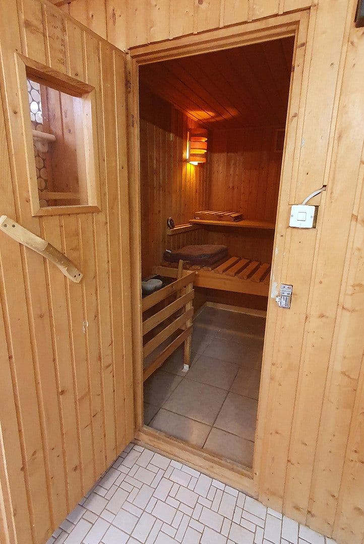 Prodej domu 315 m², pozemek 1.700 m², Koblenz, Porýní-Falc Prodej domu 315 m², pozemek 1.700 m², Koblenz, Porýní-Falc